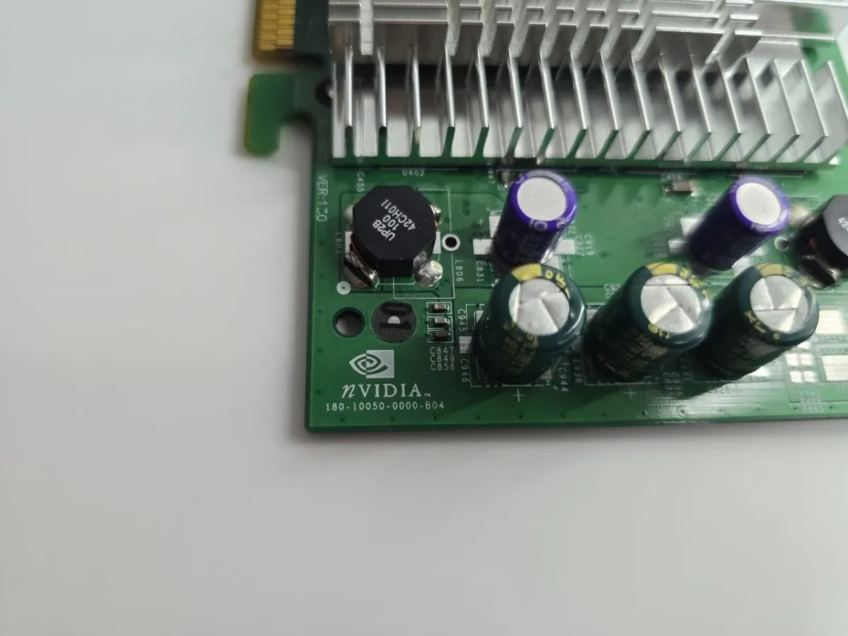 Ретро відеокарта Creative GeForce 3 TI 200 AGP 64MB  | Гарантія якості від KOMPi