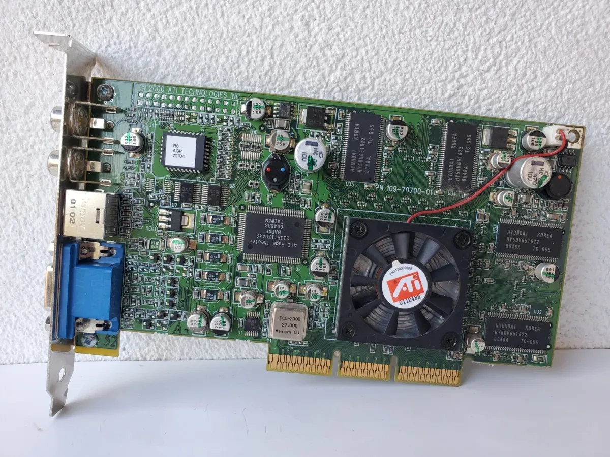 Ретро відеокарта ATI R6 Rage Theater DDRF SD 64MB AGP  | Гарантія якості від KOMPi
