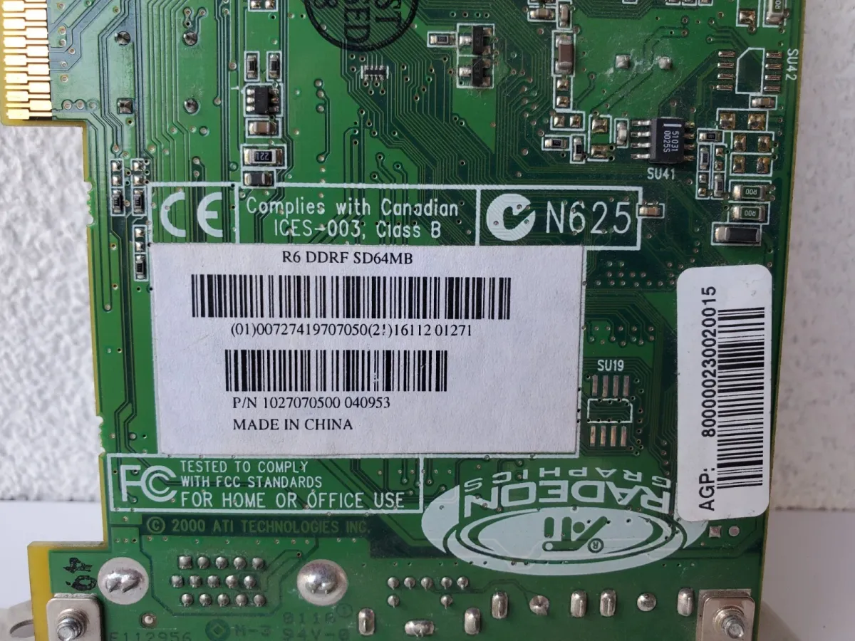 Ретро відеокарта ATI R6 Rage Theater DDRF SD 64MB AGP  | Гарантія якості від KOMPi